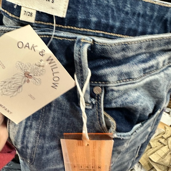 Risen Women's Blue Jeans - Picture 2 of 2